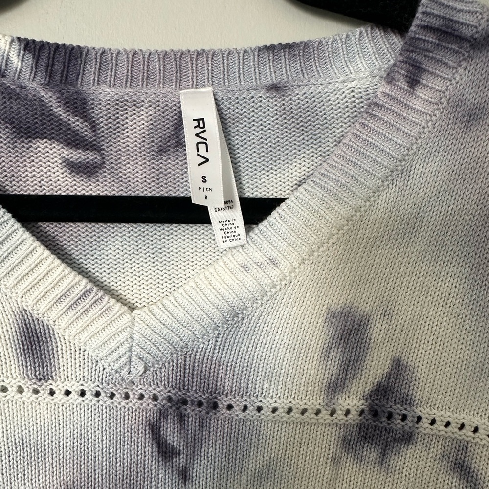 Women’s RVCA sweater - S - Picture 2 of 3